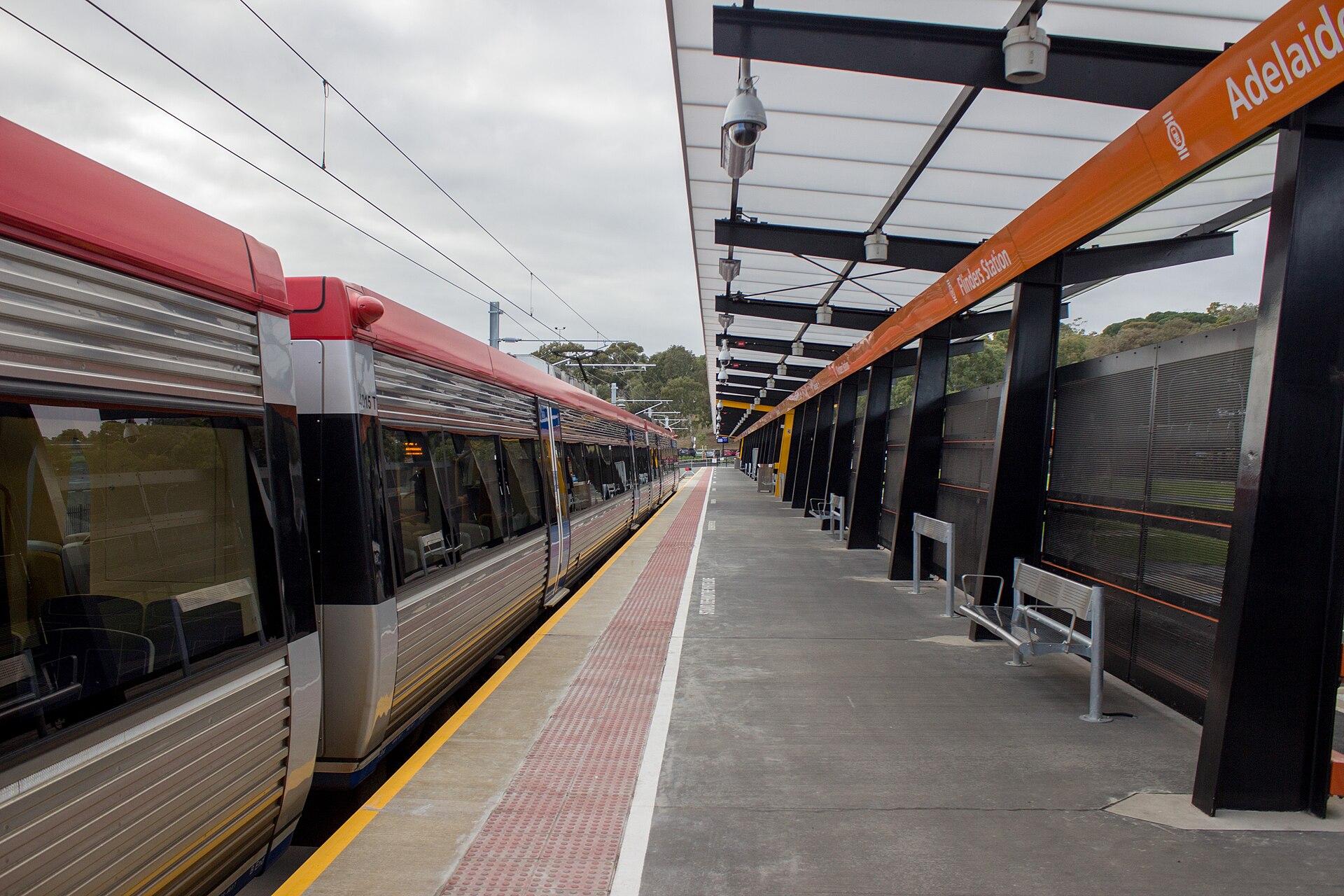 An A-City 4000 train at Flinders railway station in Adelaide, May 2021; the photo shows the station, not the hospital