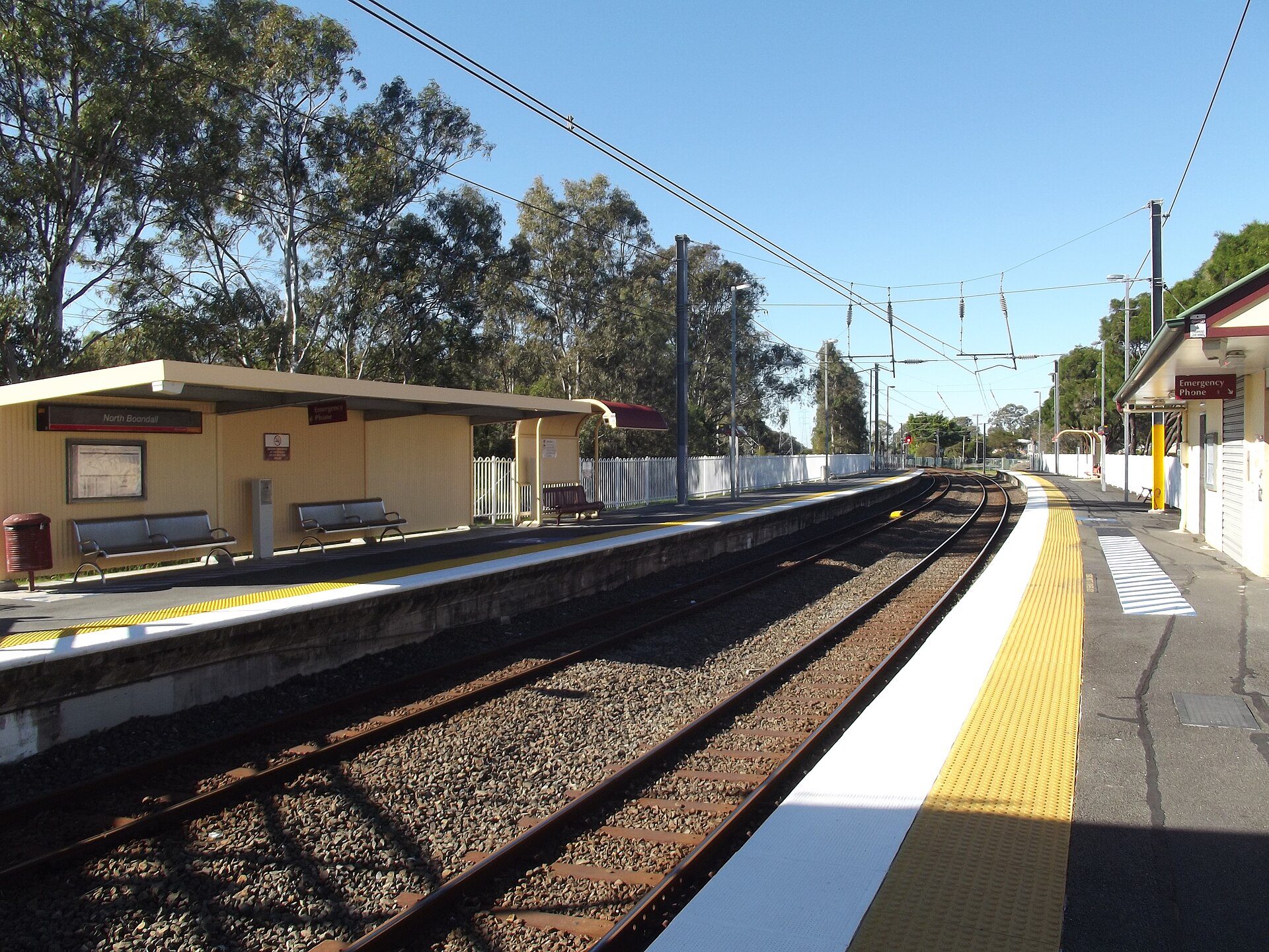 North Boondall railway station, Queensland, photographed in 2012