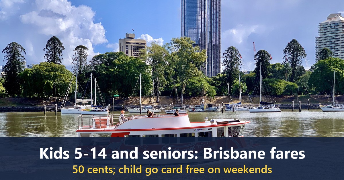 A CityHopper ferry passing the City Botanic Gardens, Brisbane