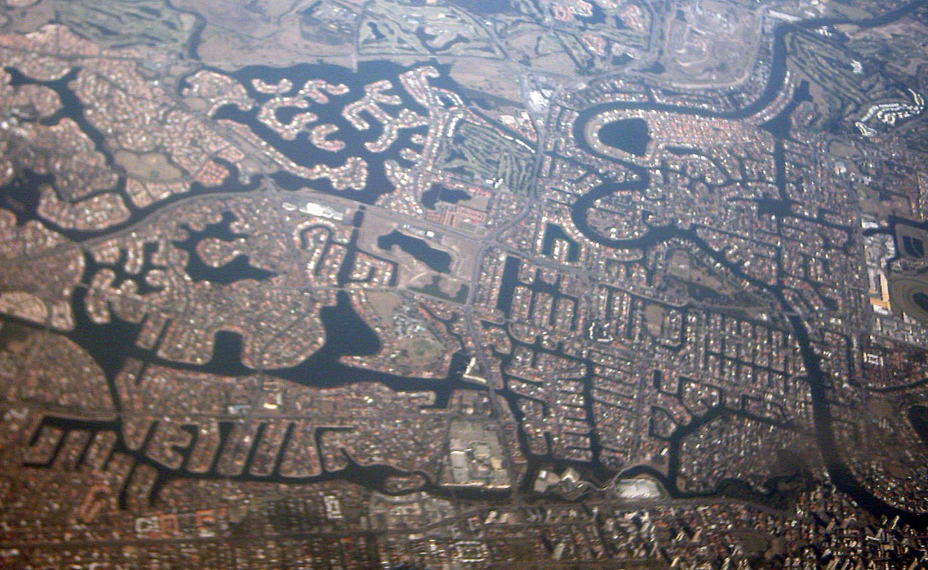 Canal estates on the Gold Coast seen from the air in 2004; this is not a photo of Budds Beach or Paradise Waters themselves