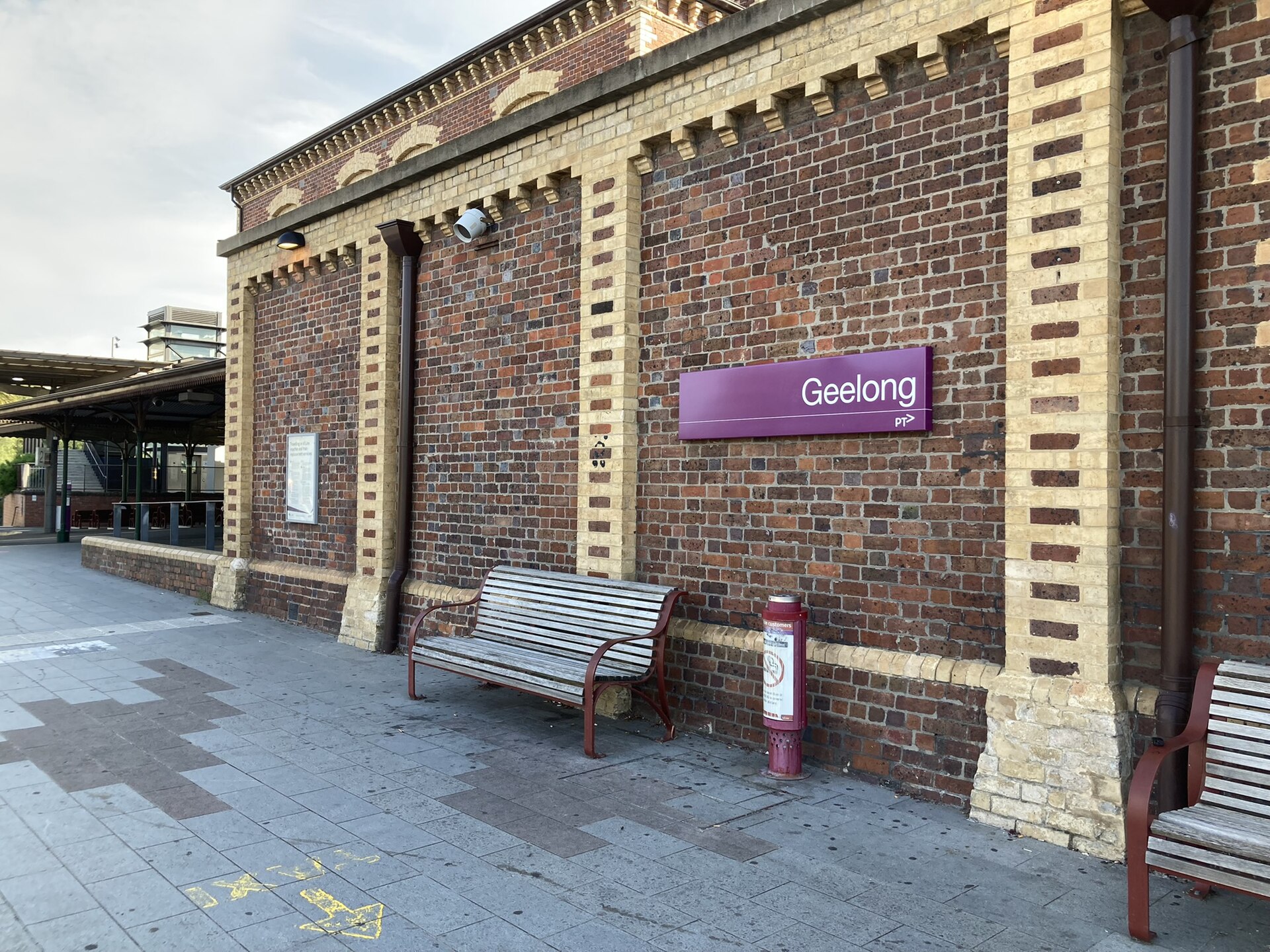 An entrance to the eastern side of Geelong Station, April 2022