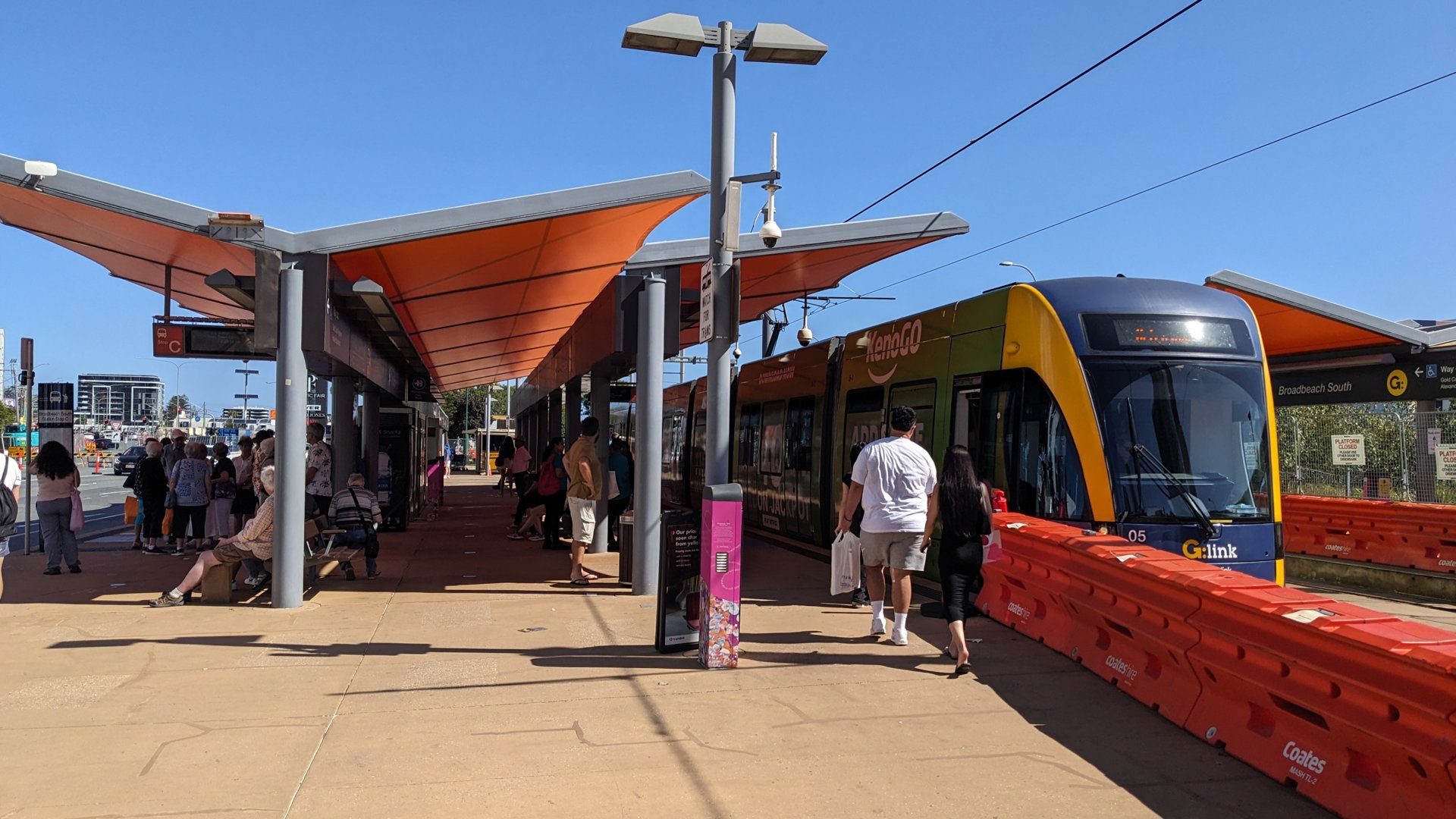 A G:link tram waiting to depart Broadbeach South tram stop
