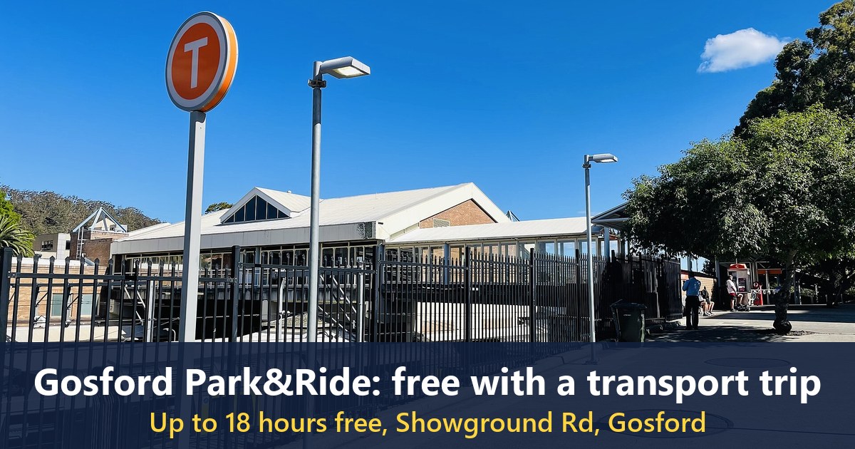 Gosford Railway Station entrance, Showground Road