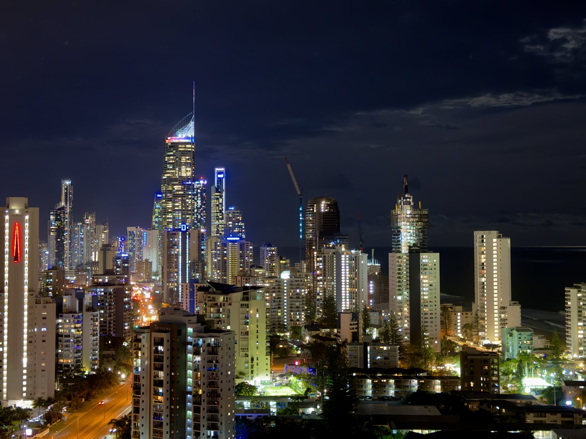 Buildings in Surfers Paradise at night