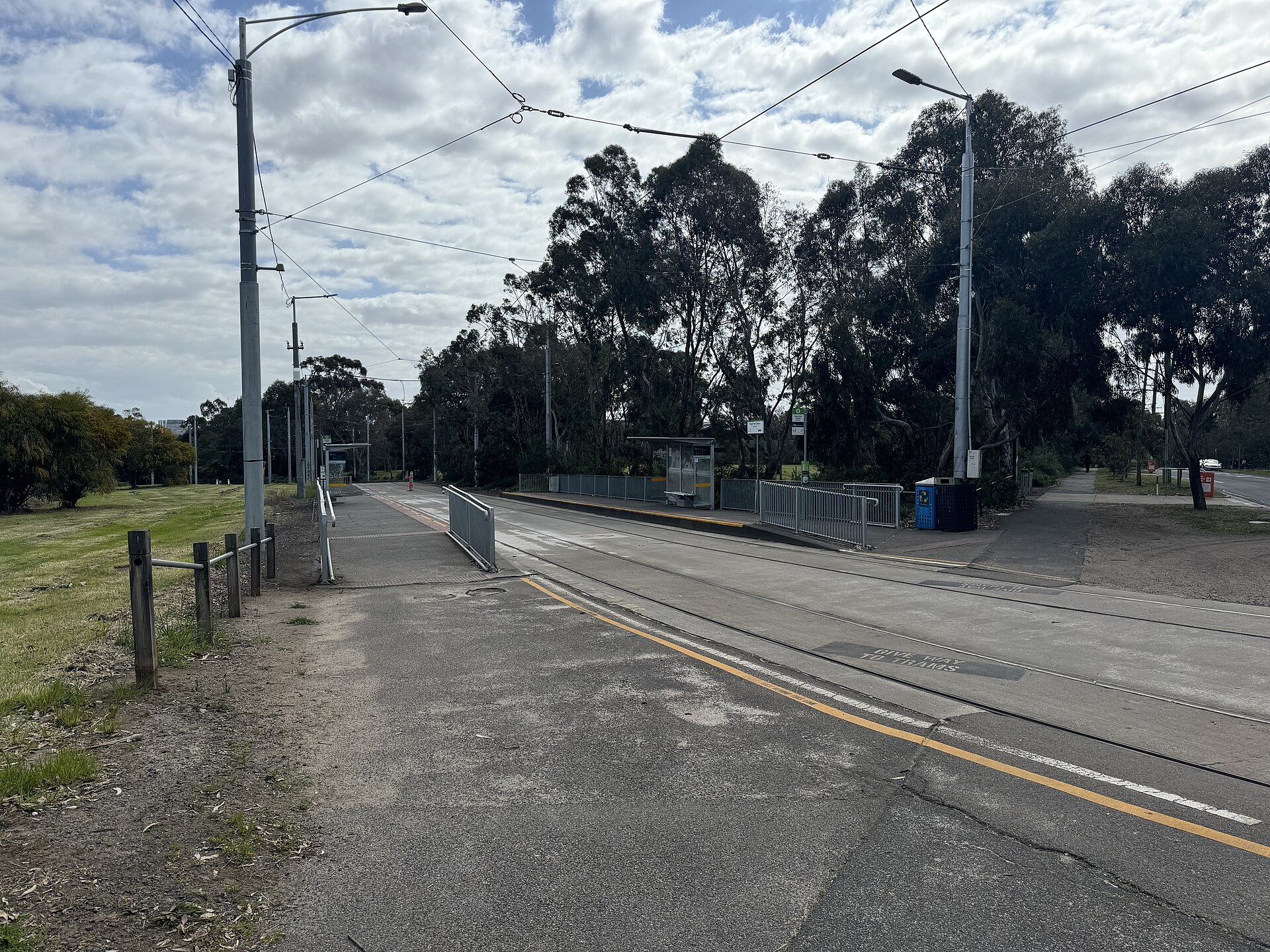 The tram interchange stop at Royal Park station