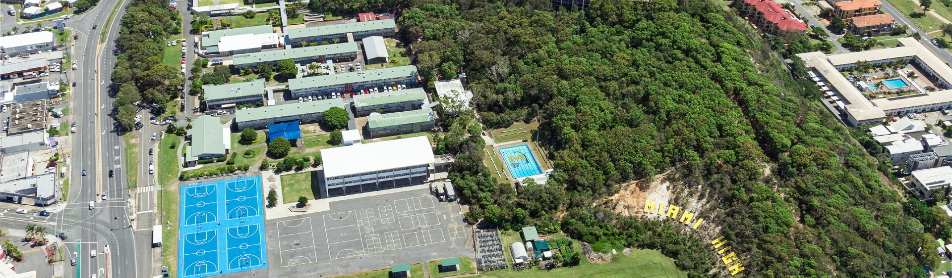 Aerial view of Miami State High School in 2020