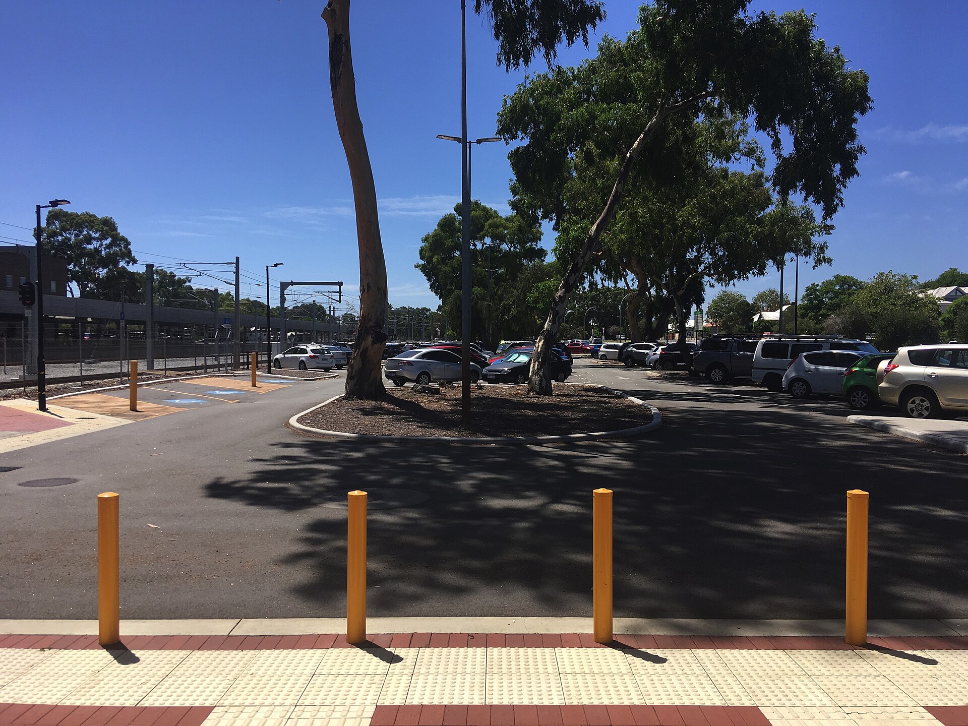 East Perth railway station car park on East Parade, February 2021