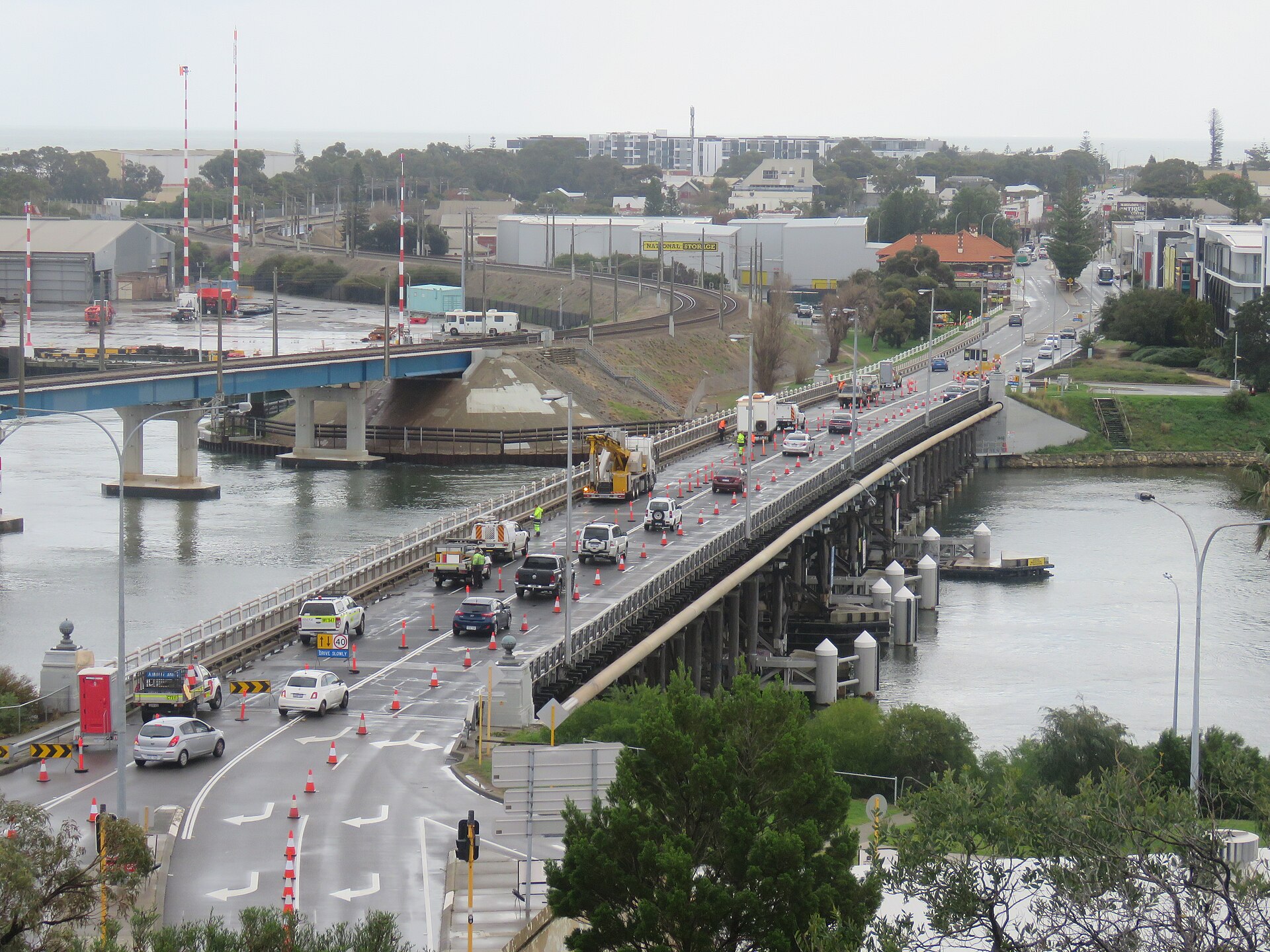 The old Fremantle Traffic Bridge and the railway bridge seen from Cantonment Hill, July 2021
