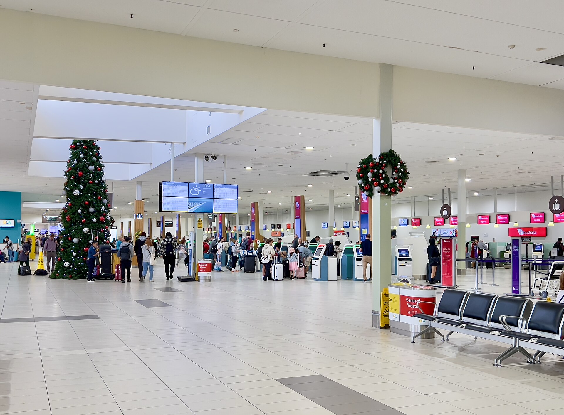 More Christmas decorations at Gold Coast Airport in 2022