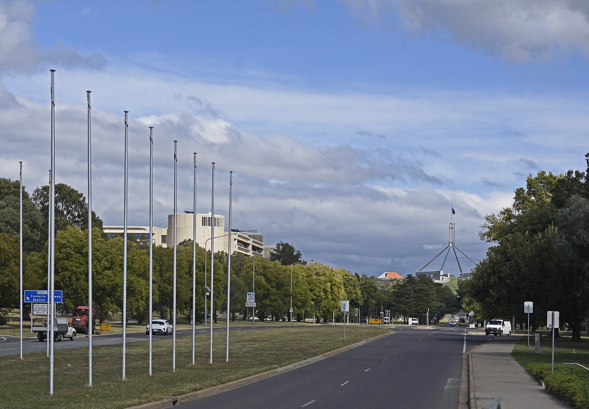 Kings Avenue seen from Bowen Drive in Parkes, Canberra