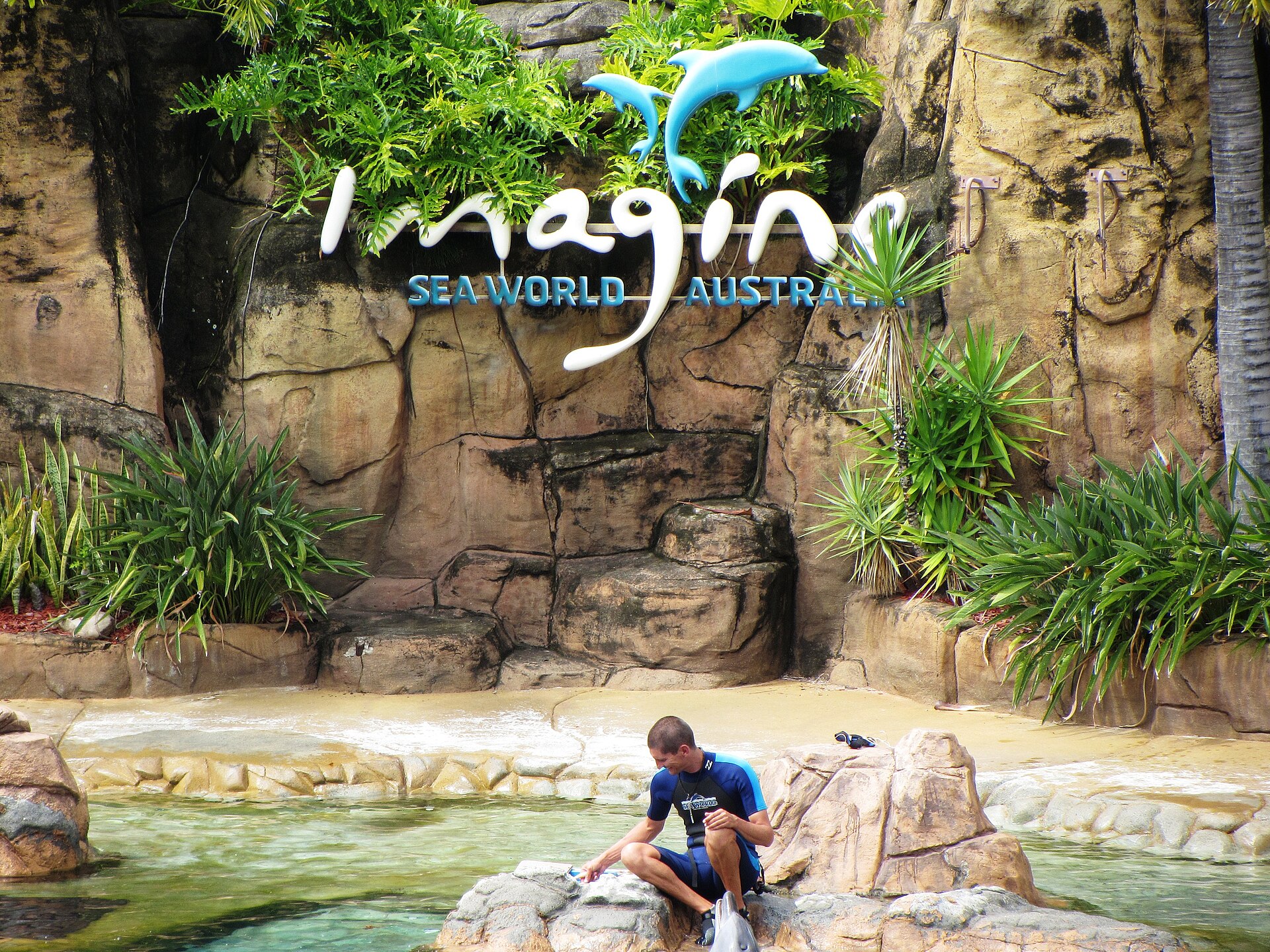 Sea World Australia entrance sign, Main Beach