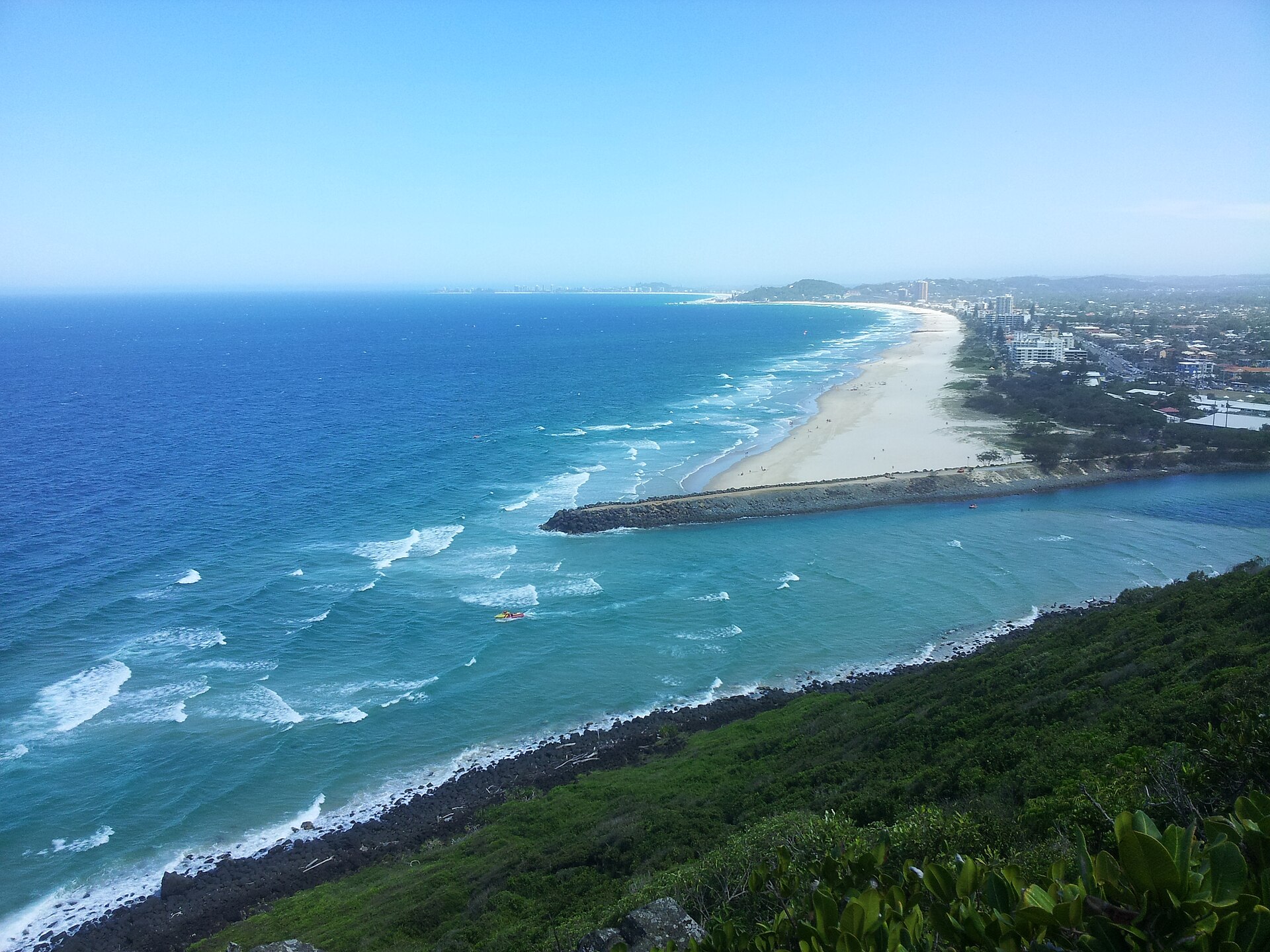 The mouth of Tallebudgera Creek seen from the Burleigh Heads headland
