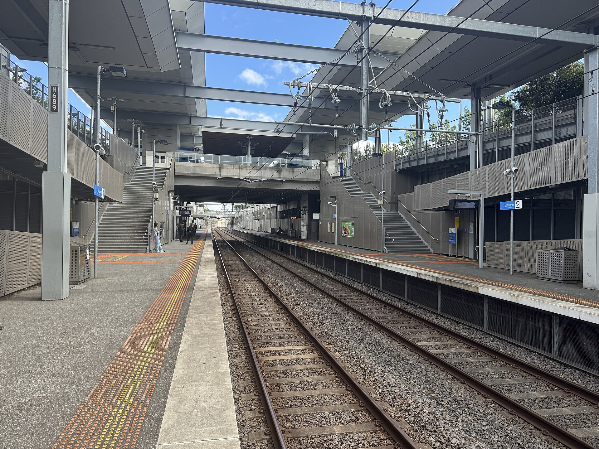 Mitcham station platform 1, Victoria