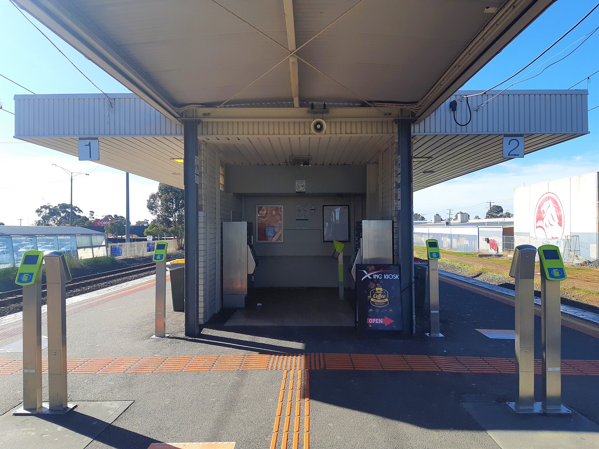 Hoppers Crossing railway station, Melbourne, photographed in 2019